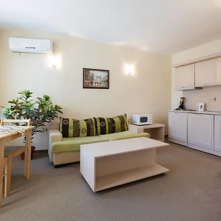 ❤ 1 Bedroom W Kitchen & Pool View ❤wz❤ Apartman *
