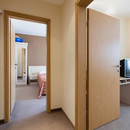 Apartman ❤ 1 Bedroom W Kitchen & Pool View ❤wz❤